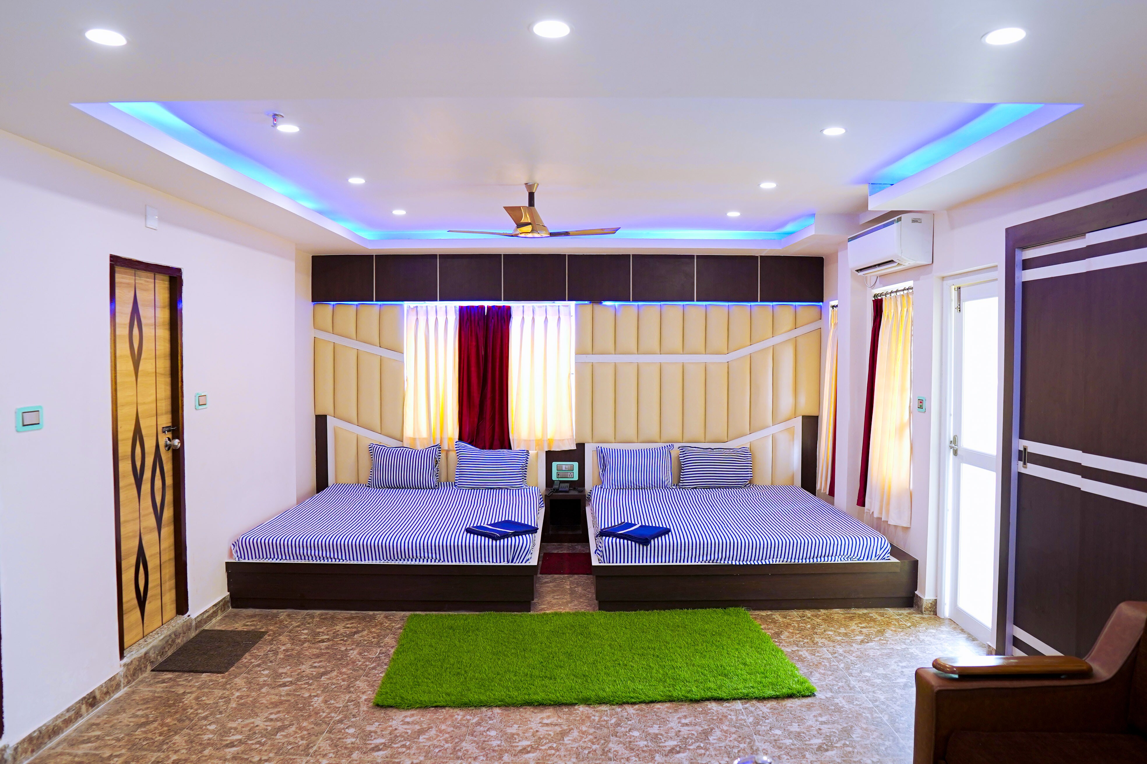 HOTEL SARANJALI STAR GROUP - Tap to explore photos