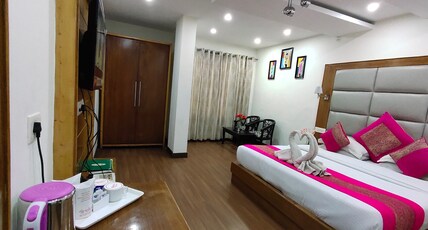 Hotel Kayanat Room Type - Super Deluxe Room with Valley View