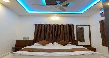 Balaji Residency Room Type - Deluxe AC