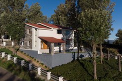 StayVista at Verdure @ Villa Misty Oaks