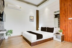 Collection O Jaigaon Near Bhutan Gate