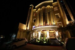 ROYAL INN
