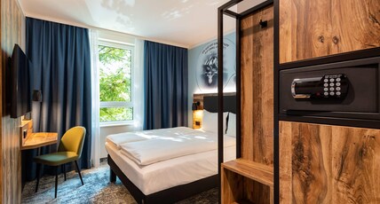 ibis Styles Hamburg-Barmbek Room Type - Modern comfort double room with 1 double bed (160  200 cm)