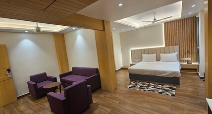 Hotel R. K. Palace Room Type - SUIT