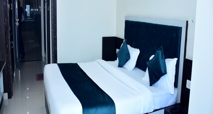 Hotel Seven-W Room Type - Deluxe Room