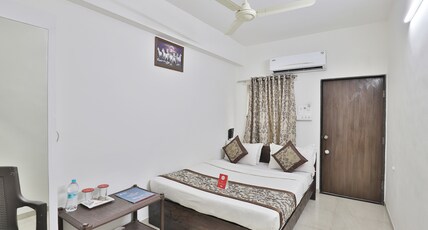 Hotel Star Palace Room Type - Deluxe Non Ac