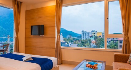 Moustache Select rishikesh Room Type - Superior room with Balcony