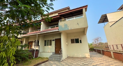 Hotel Sadhana Executive Room Type - Platinum Villa 3BHK best for 6 adults Hotel Sadhana Executive Room Type - Platinum Villa 3BHK best for 6 adults