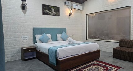 DARK FOREST RETREAT Room Type - Garden View Cottage