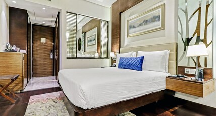 DoubleTree by Hilton Gurugram Baani Square Room Type - King Deluxe Room