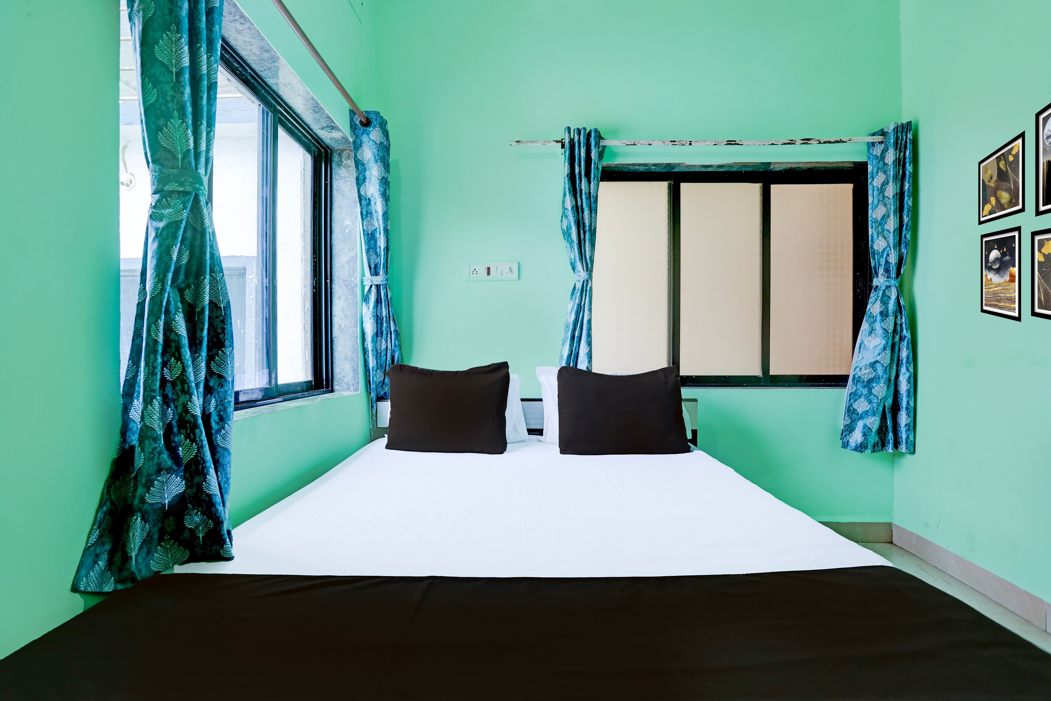 Hotel O Vintage Beach House - Tap to explore photos
