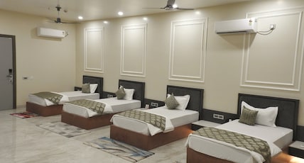 Lala Chhogmal JI Singhal Seva Sadan Room Type - Premium Suite 6 Beds with Dual Bathroom setup Lala Chhogmal JI Singhal Seva Sadan Room Type - Premium Suite 6 Beds with Dual Bathroom setup