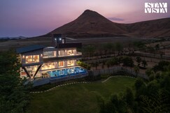 StayVista at Lavender Hills Villa