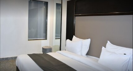 Hotel Anand Empire@5min from New Delhi Railway Station Room Type - FAMILY ROOM Hotel Anand Empire@5min from New Delhi Railway Station Room Type - FAMILY ROOM