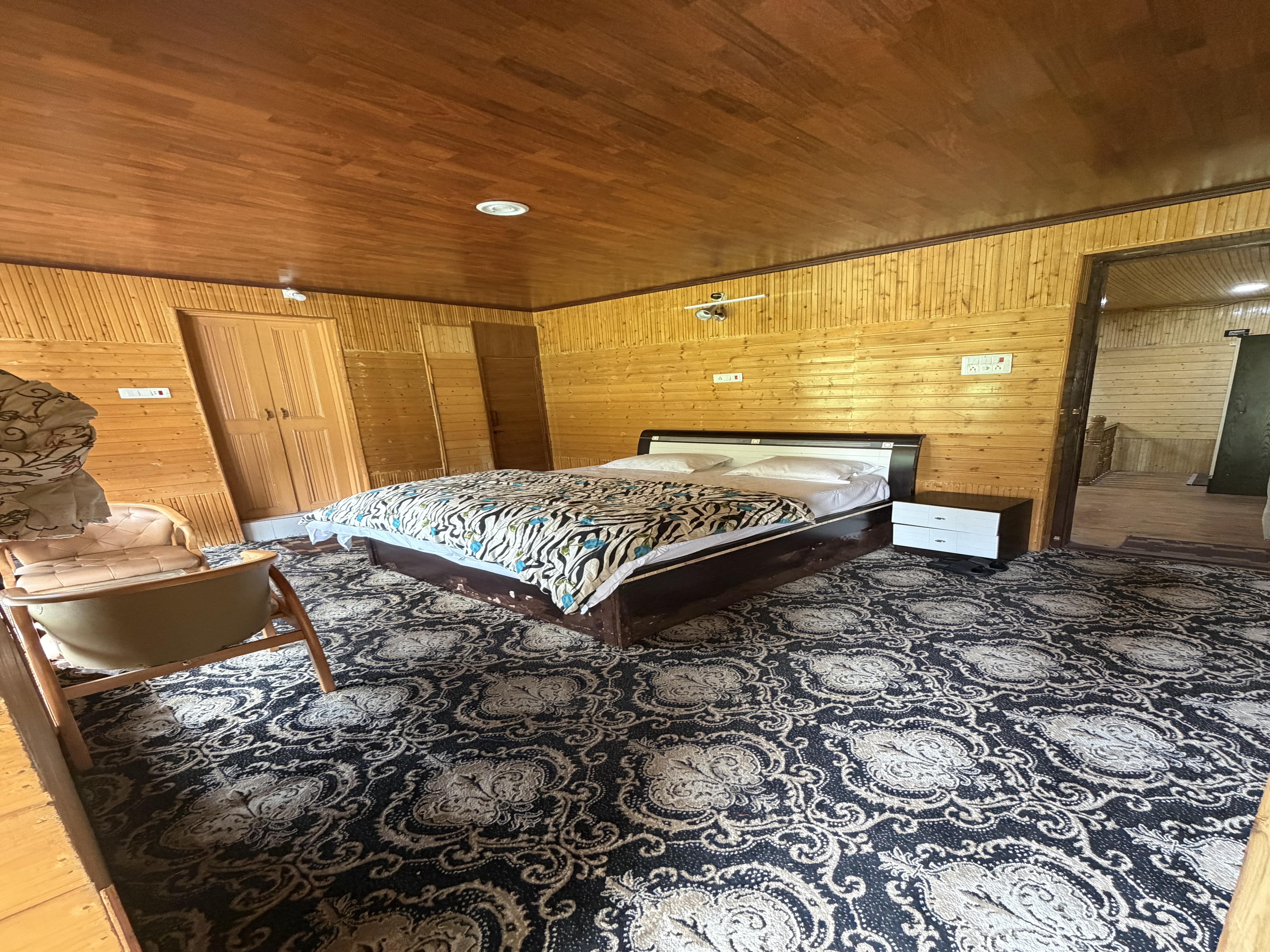 Sonamarg club - Tap to explore photos