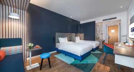Holiday Inn Express Qingdao Chengyang Central Room Type - 2 Twin Standard Minifridge