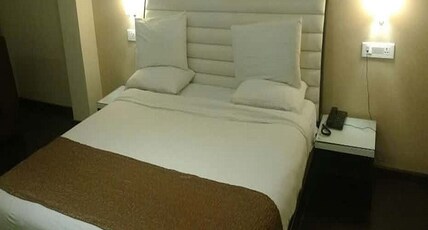 Trupti International, Hubli Room Type - Suite Room