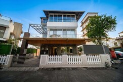 Azure Villa by Kasa de horizon