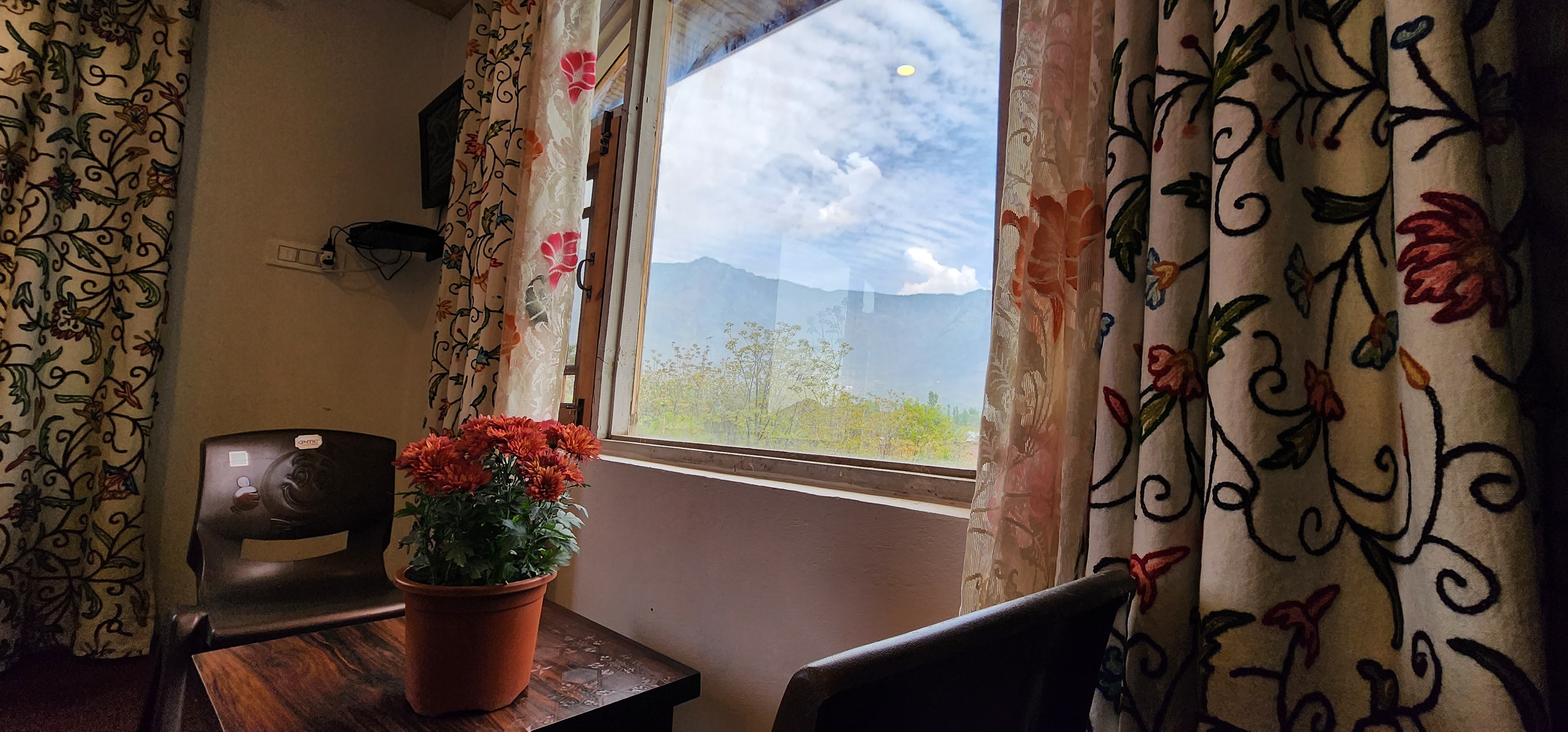 Valley Heritage Resort - Tap to explore photos