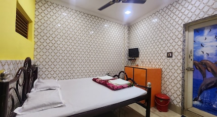 Sonali Guest House Room Type - Standard Non Ac Room with Free Wifi