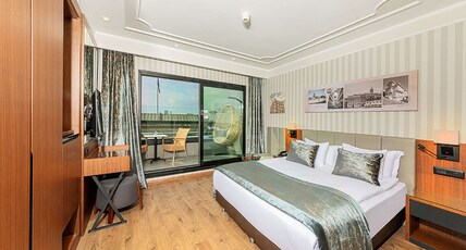 Mukarnas Pera Hotel Room Type - Superior Double Room with Balcony