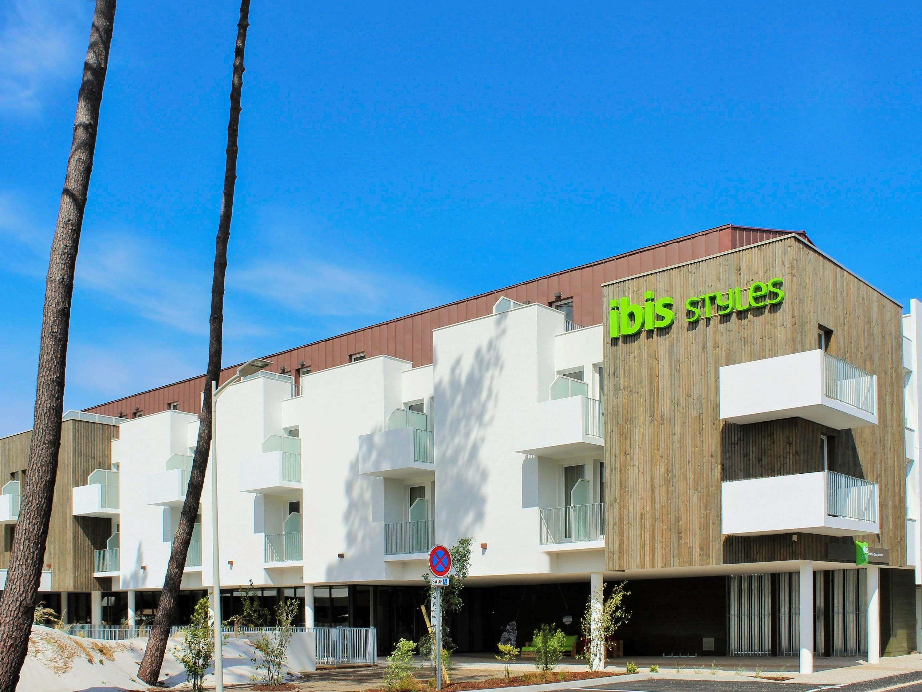 ibis Styles Arcachon Gujan Mestras - Tap to explore photos