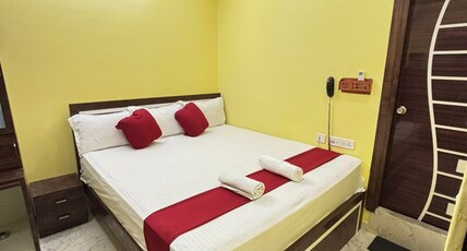 MARQUIS GUEST HOUSE Room Type - Deluxe room with attach bathroom