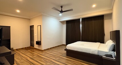 Coffee Cave Room Type - Deluxe Room NON AC