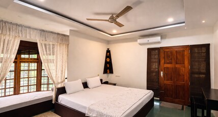 Maleyam Homestay Kadalundi | By the River Room Type - River View Room with Balcony