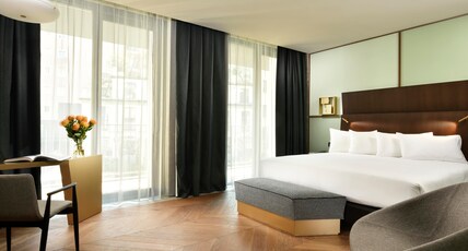 Milano Verticale | UNA Esperienze Room Type - Club Double Room with 1 Rollaway Bed