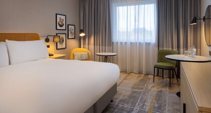 DoubleTree by Hilton Edinburgh Airport Room Type - TWIN SUPERIOR ROOM