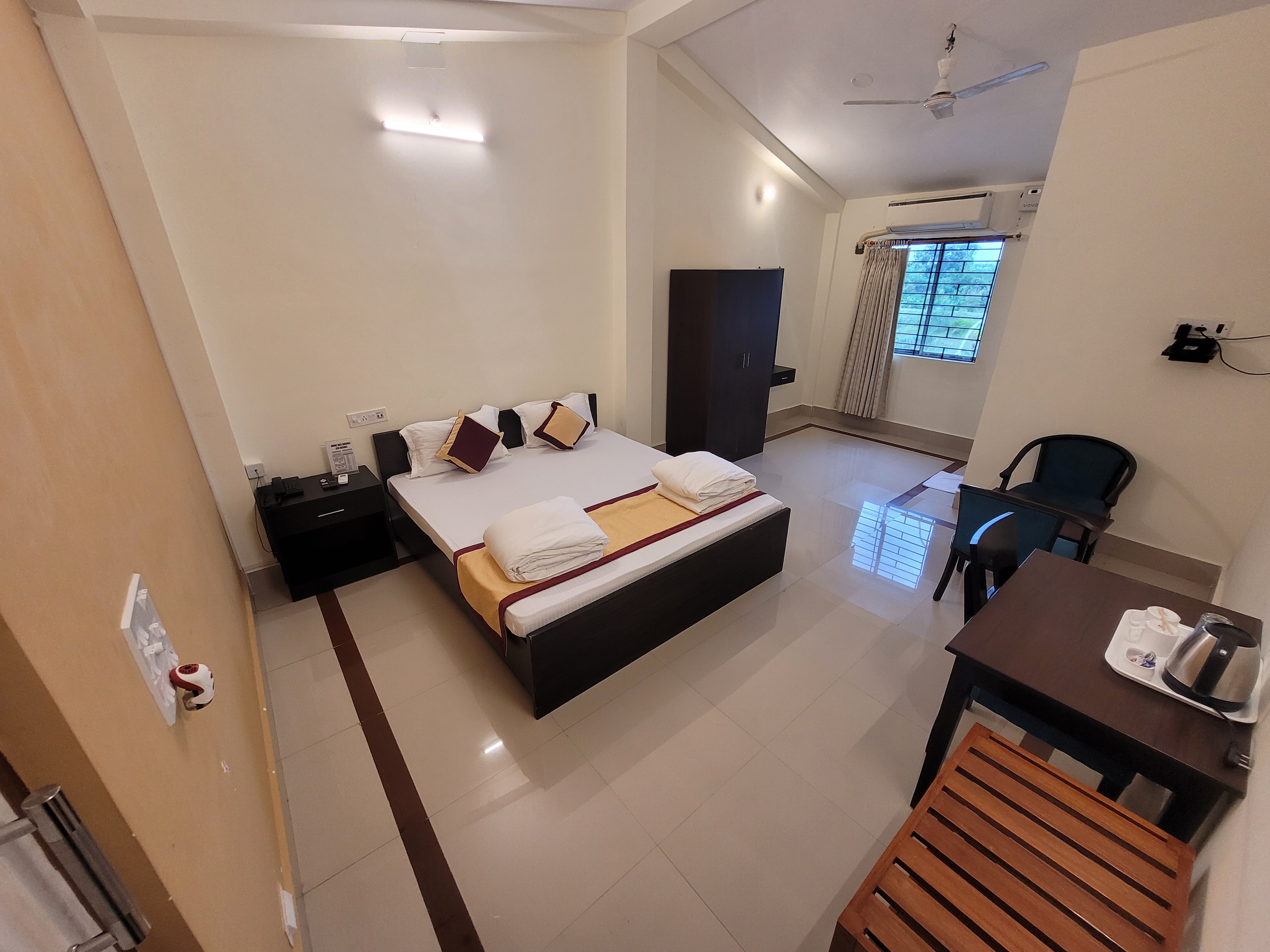 Jhore Jole Jongole - Eco Heritage Resort, Jharkhali, Sunderbans - Tap to explore photos