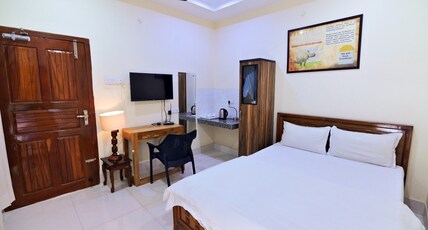 Joyable Homestay | Rooms & Caretaker Room Type - Kaziranga Ac  Room With Free WIfi