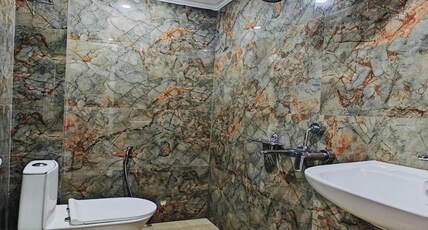 HOTEL THE PUSHPRAJ Room Type - Family 6 beded deluxe Room