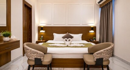 HOTEL VASTU PREMIUM Room Type - Luxury