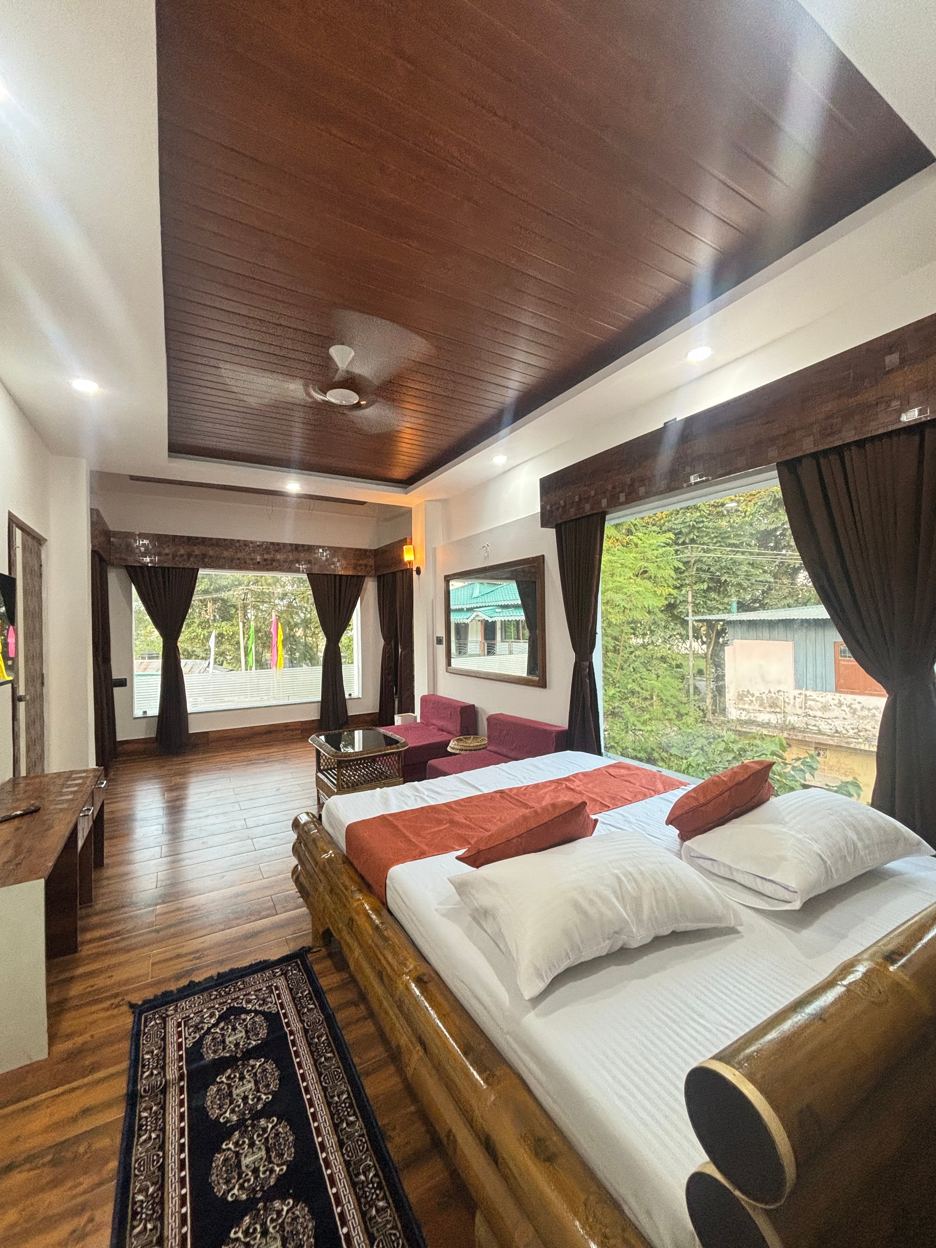 Yes Home - Murti Resort - Tap to explore photos