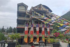 Hotel Pema Lhatse