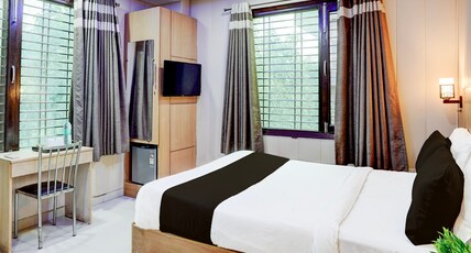 Hotel O Rohini Sector 24 Room Type - Deluxe with Balcony Hotel O Rohini Sector 24 Room Type - Deluxe with Balcony
