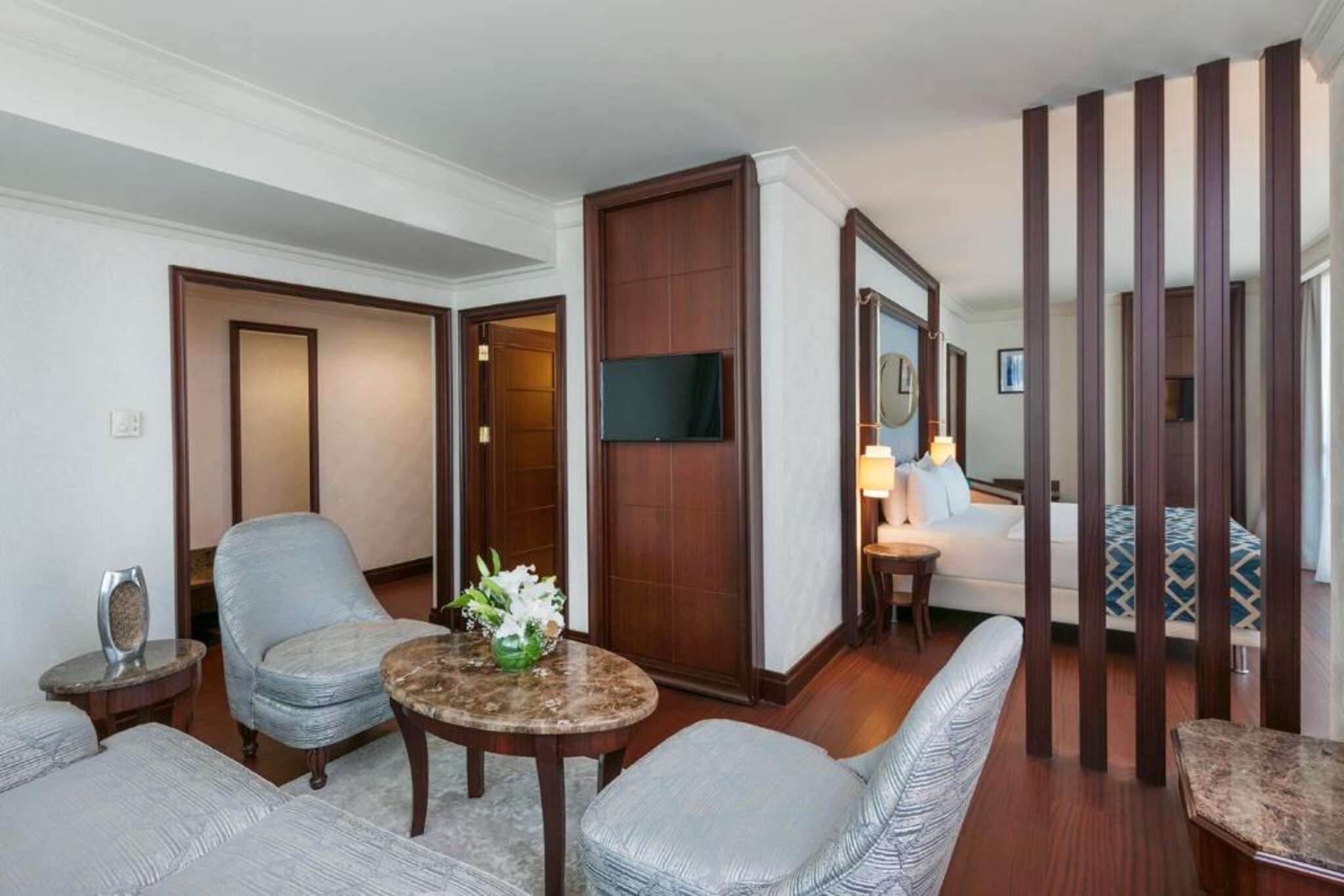Elite World Taksim Hotel - Tap to explore photos