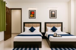 Lajja Palace, Harki Pauri-Railway Stn Road