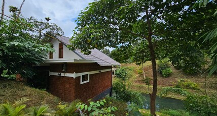 Casta Wild Homestay Room Type - AC Piller Cottage 1