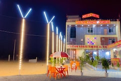 Hotel Radha Raman and Restaurant