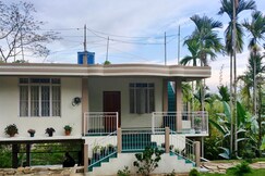 Travellers Homestay Mawlynnong | Peaceful Nature Stay