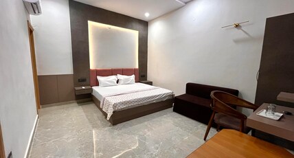 Smart Villa Room Type - Executive Room 