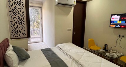 Luvi Casa- Sector 21 Room Type - Deluxe Room
