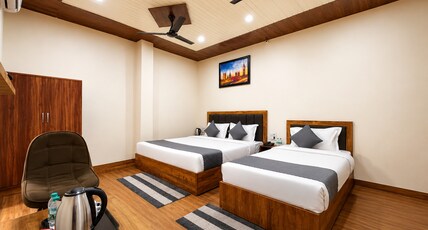 Guru Kirpa Stays & Dine Room Type - Deluxe Triple Room