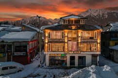 Kashmir House Pahalgam