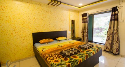 Guru Ganesh Homestay Room Type - AC 101 DELUX ROOM