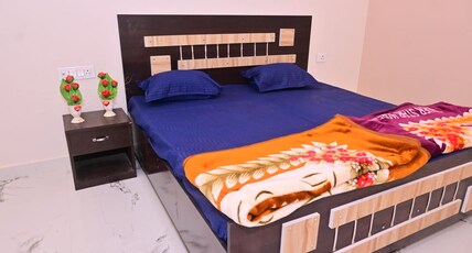 Ramam Palace Room Type - Deluxe Room with Garden View King Bed