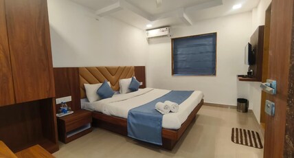 Shree Villa Room Type - Deluxe Room